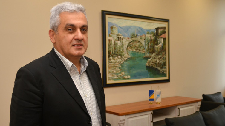 Gradonačelnik Mostara Ljubo Bešlić: Nadam se da ćemo što prije nadvladati ovo apsurdno stanje