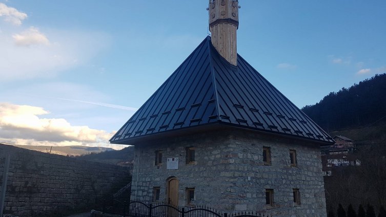 Šamića džamija, nacionalni spomenik BiH: Građena namjenski za stražare u blizini tvrđava