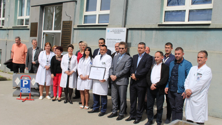 Opća bolnica u Gračanici dobila certifikat o kvalitetu pružanja usluga