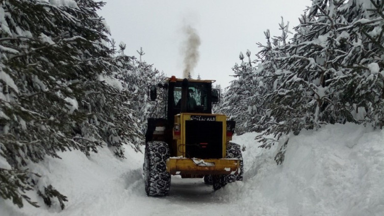 Intenzivirano čišćenje snijega u Livanjskom kantonu 